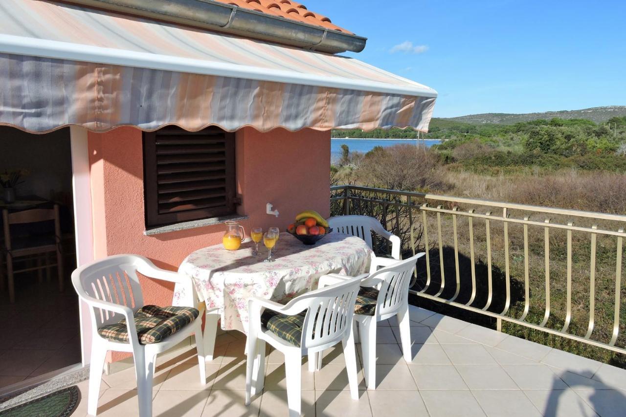 Apartments By The Sea Veli Rat, Dugi Otok - 436 Kültér fotó